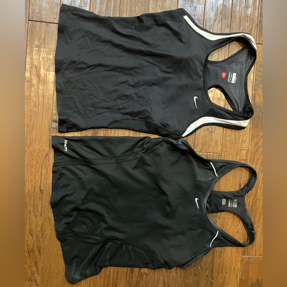 Nike running yoga dri-fit tops women’s size medium